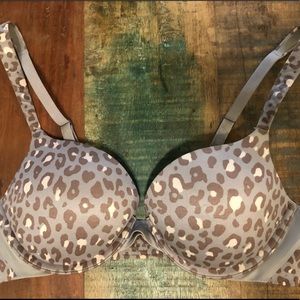 Spanx Pillow Cup Bra 34C